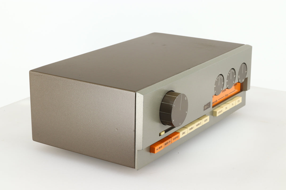 Quad 33 Pre Amplifier