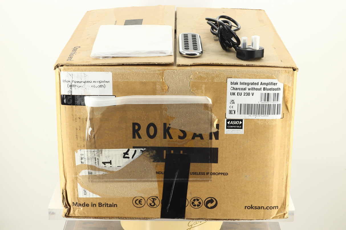 Roksan BLAK Integrated Amplifier - Charcoal