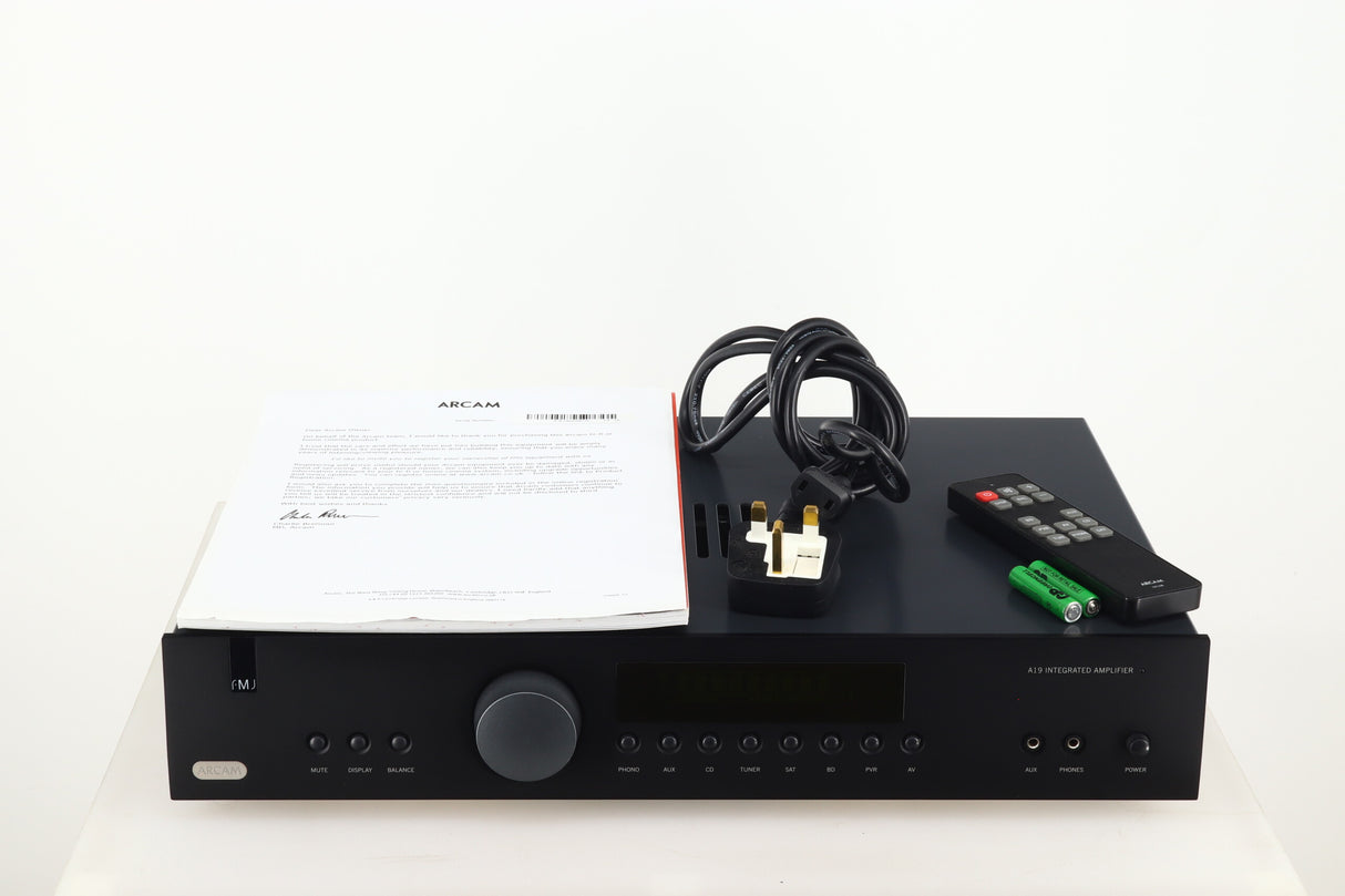 Arcam FMJ A19 Integrated Amplifier