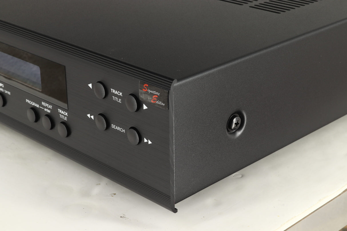 AMC XCDi Signature Edition Compact Disc Player