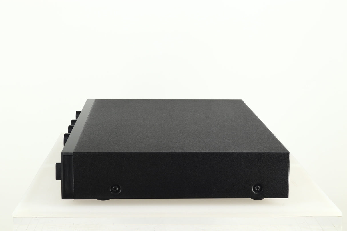 Audiolab 8000Q Pre Amplifier - Black