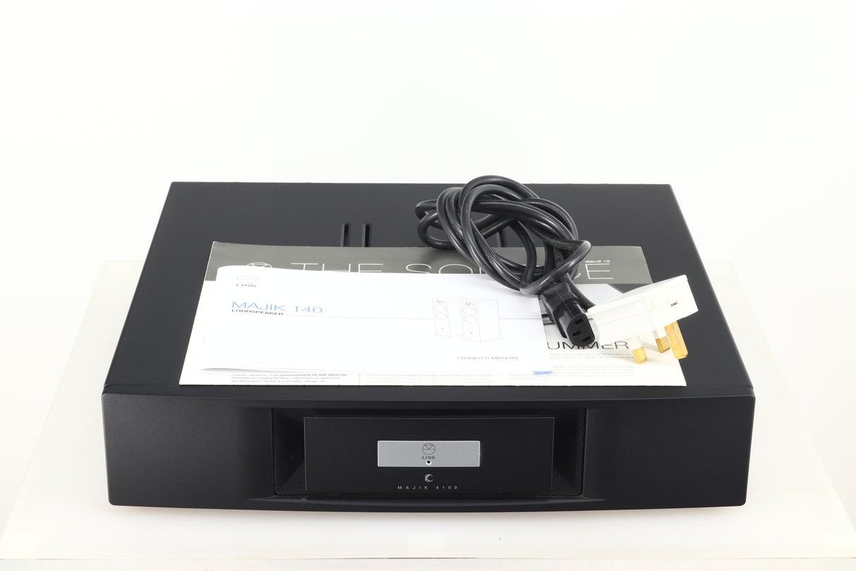 Linn Majik 140 Aktiv Floorstanding Speakers / Linn Majik 4100 Power Amplifiers - Black