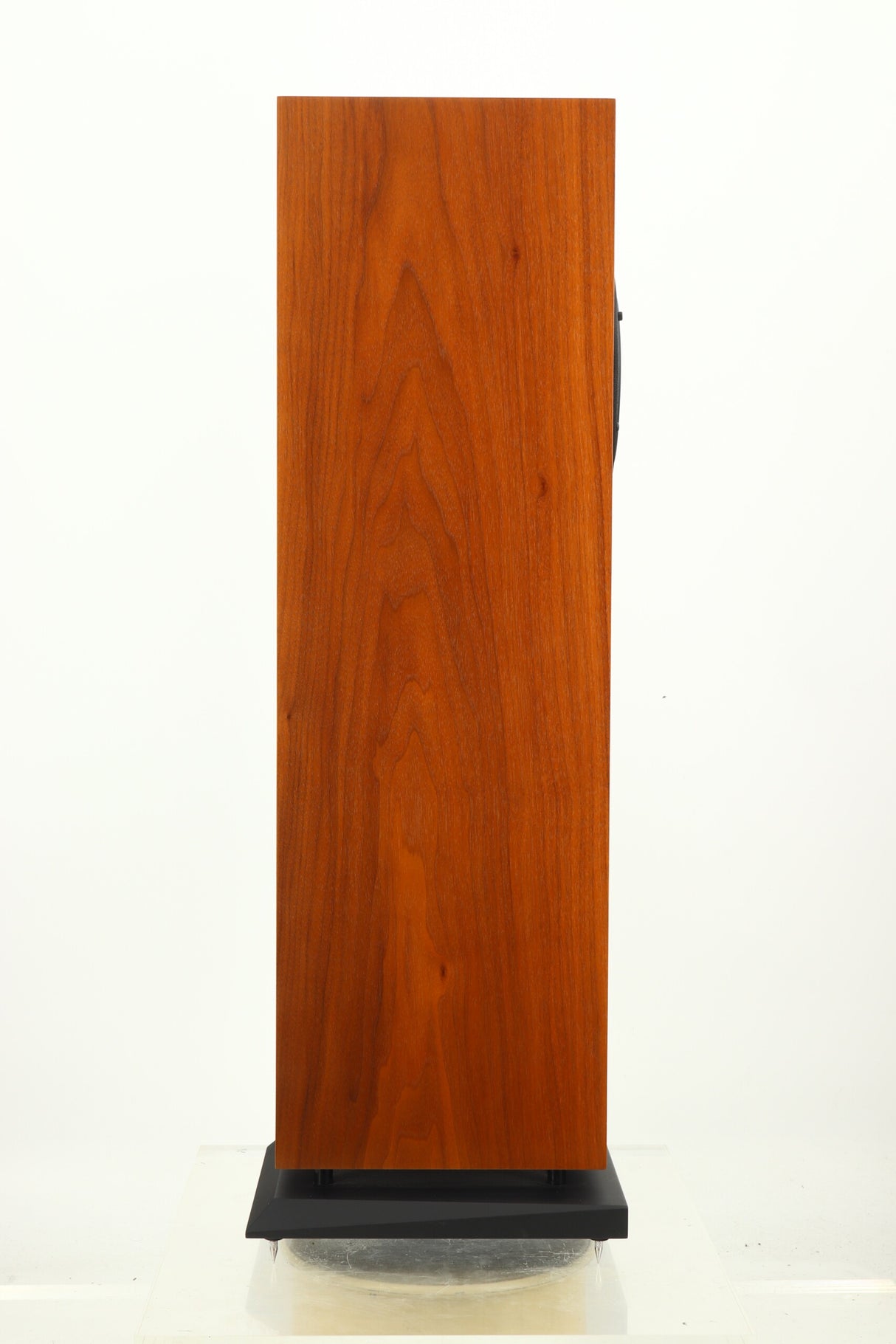 Kudos X3 Floorstanding Speakers - Rosenut