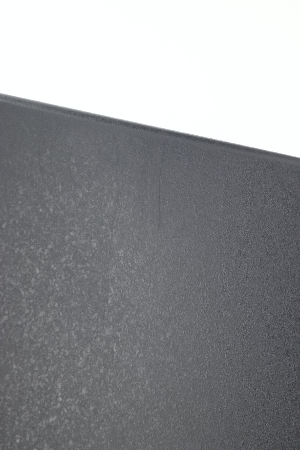 REL Strata III Subwoofer - Black