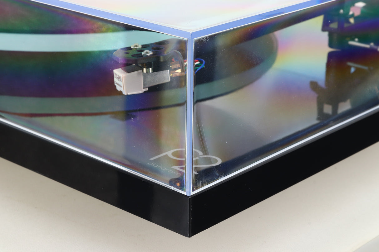 Rega Planar 2 Turntable - Black