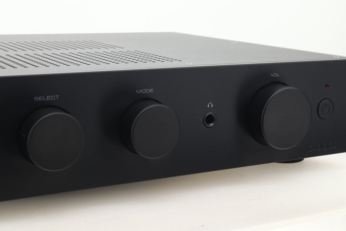 Audiolab 9000A Integrated Amplifier - Black