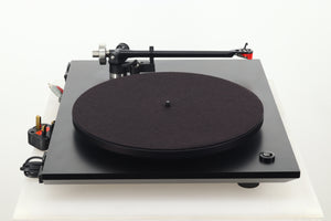 Rega P3-2000 Turntable - Black