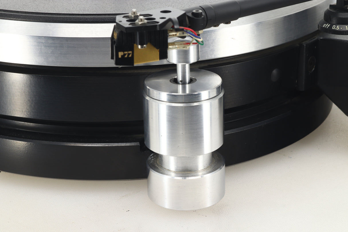 Ariston RD40 Turntable / Linn Basik LVX Tonearm / P77 Cartridge