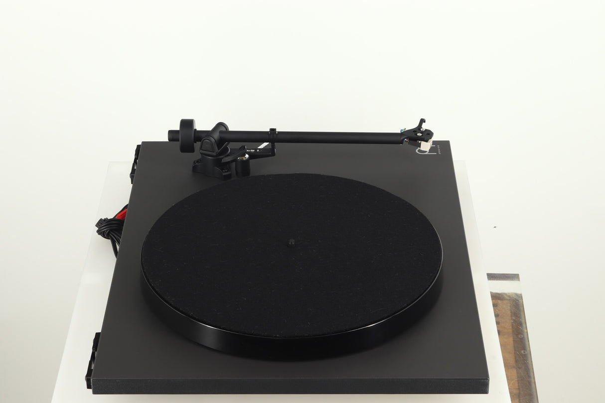 Rega Planar 1 Turntable - Black