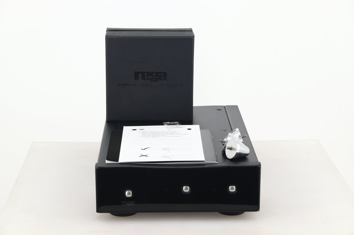 Rega RP10 Turntable / Aphelion MC Cartridge