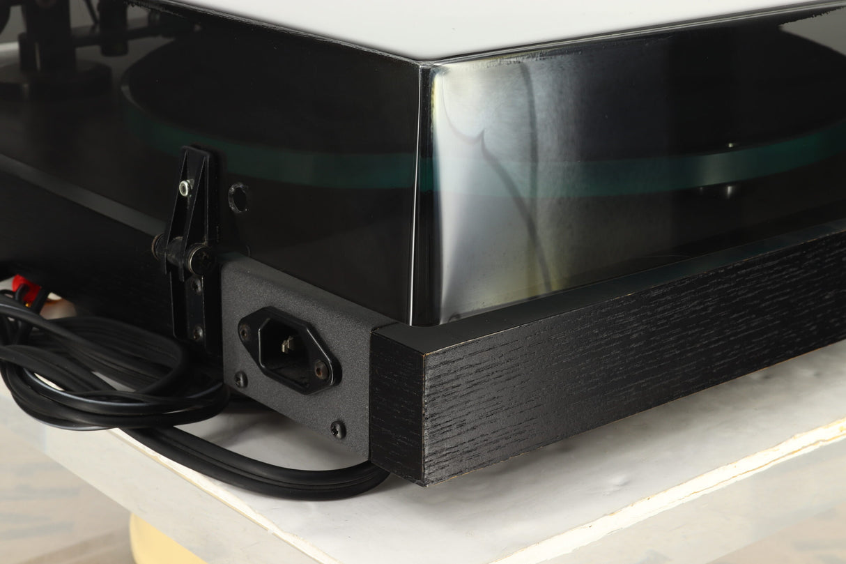 Manticore Mantra Turntable / Linn K9 Cartridge - Black