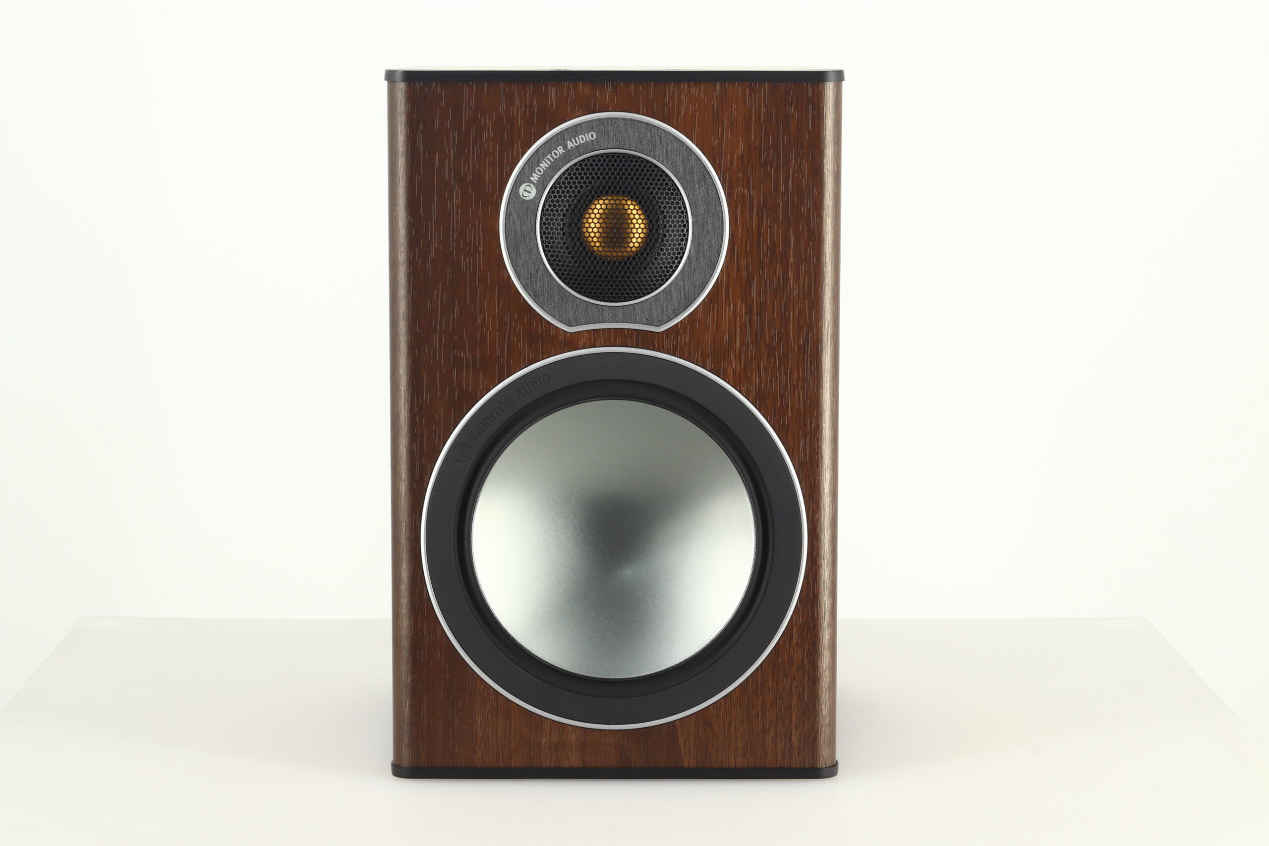 Monitor Audio Bronze 1 Standmount Speakers - Walnut – 2ndhandhifi