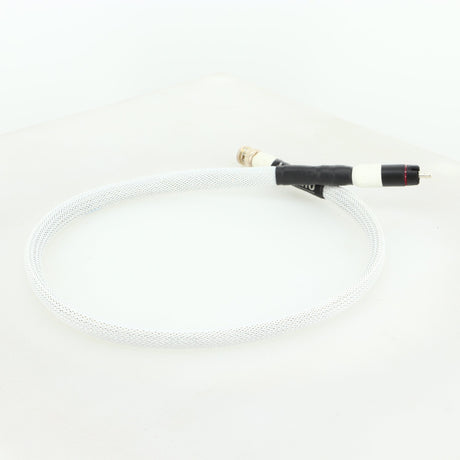 Rear left corner of a used AF Audio Silver Digital Interconnect Cable RCA-BNC 0.75m in a white finish
