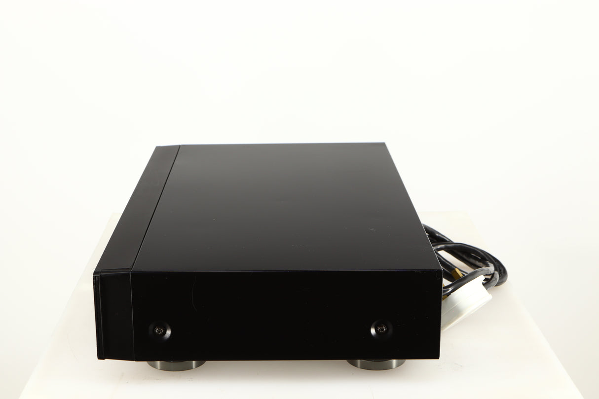 Right side view of a used AH! Njoe Tjoeb 4000 CD Player in a black finish