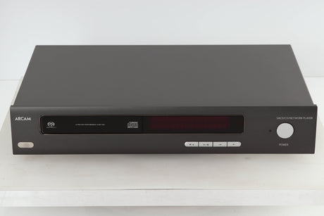 Front view of a used Arcam CD550 CD Player / Streamer