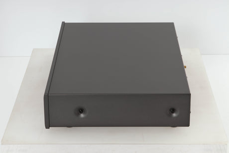 Side view of a used Arcam CD550 CD Player / Streamer