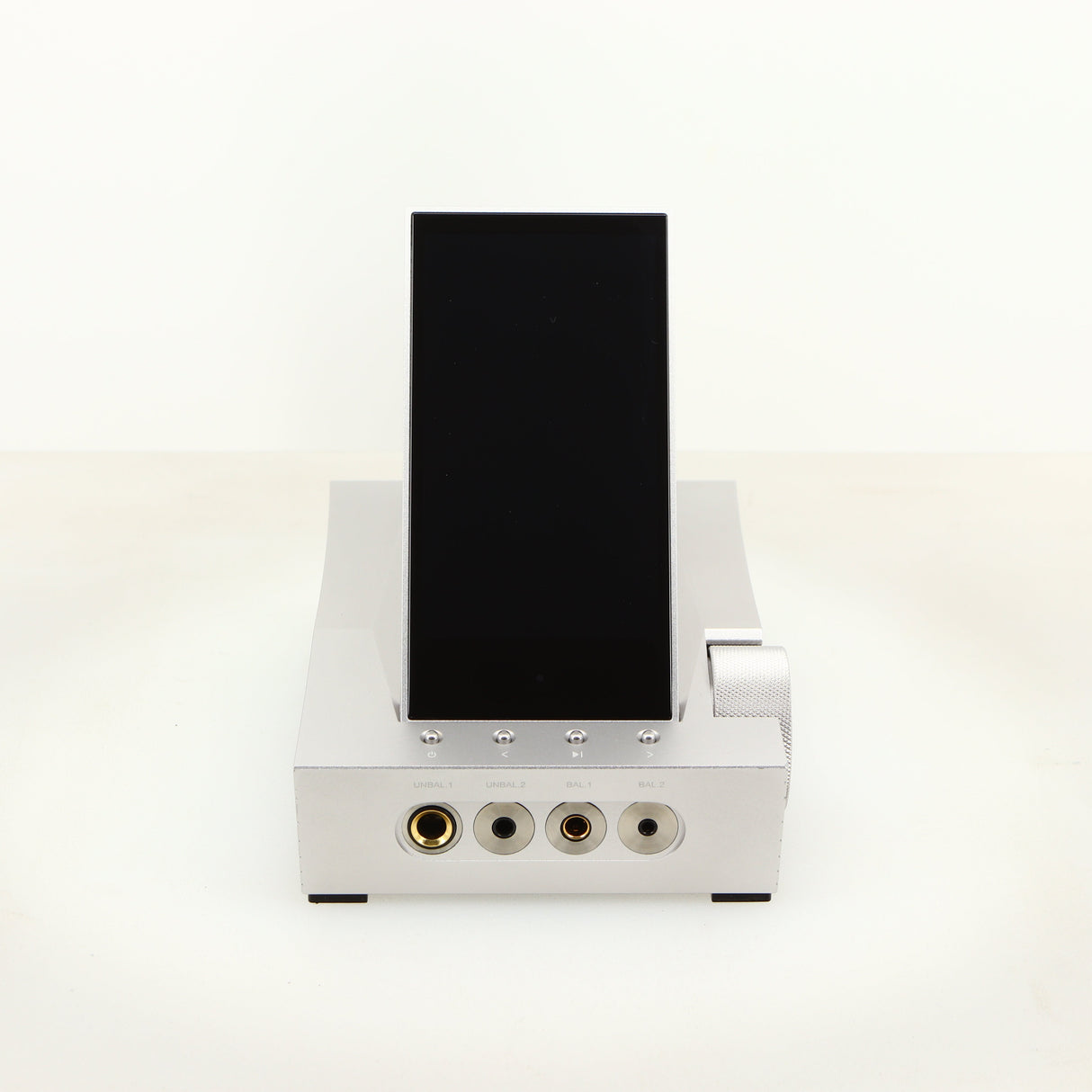 Front view of a used Astrell & Kern Acro CA1000 Headphone Amplifier in a silver finish