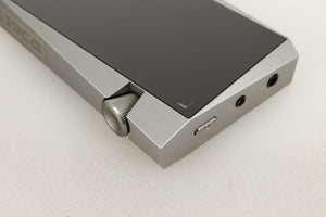 Corner view of a used Astell & Kern SR25 64gb Player in Silver finish