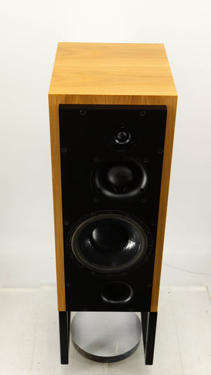 Top of a used ATC SCM50SL Active Classic Standmount Speaker in a oak finish