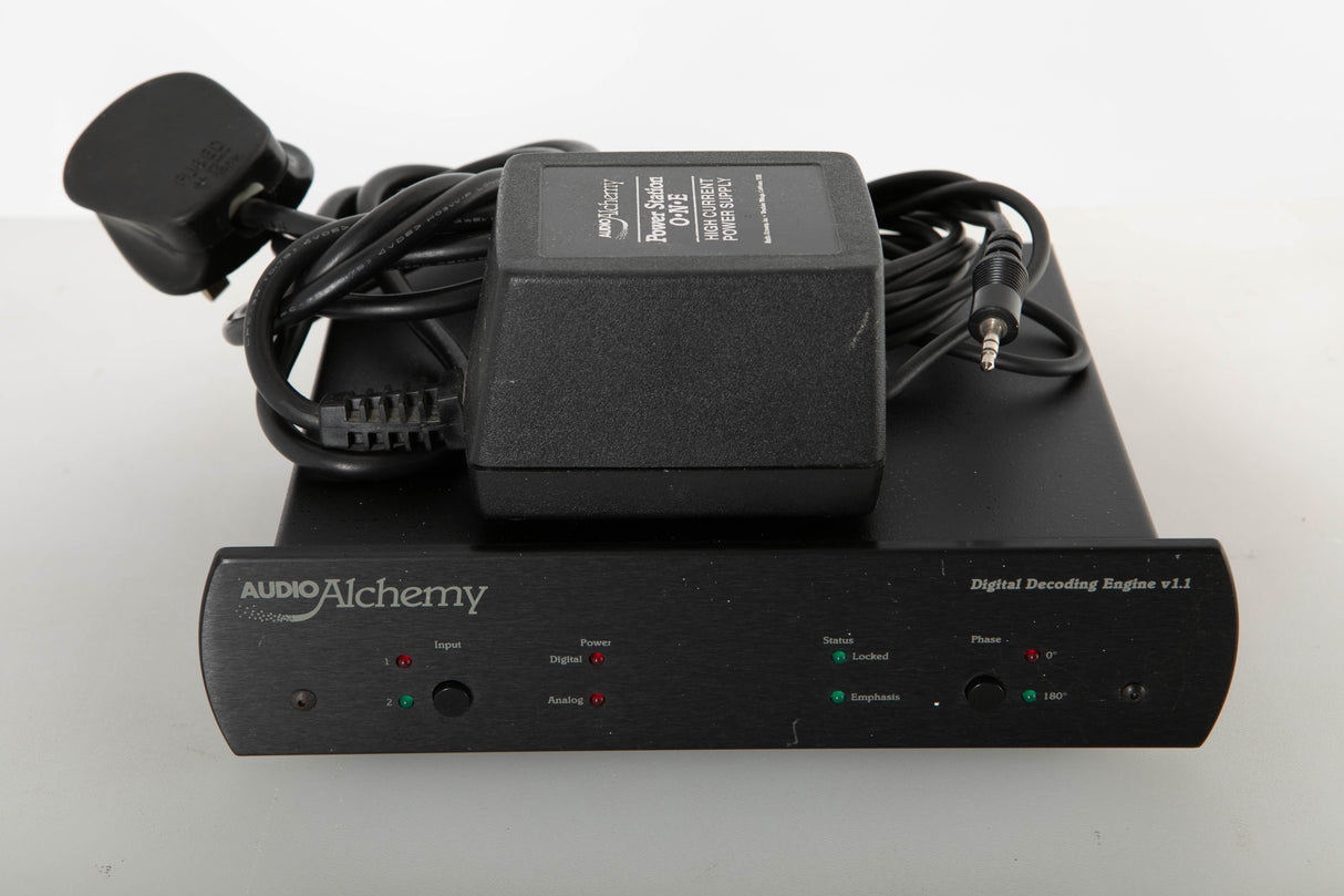 Front view of a used Audio Alchemy Digital Decoding Engine v1.1 with power supply