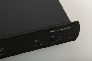 Close up view of a used Audio Alchemy Digital Decoding Engine v1.1