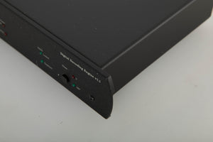 Front right view of a used Audio Alchemy Digital Decoding Engine v1.1