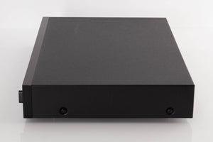 Right side view of a used Audiolab 8000DAC Digital Analogue Converter in a Black finish