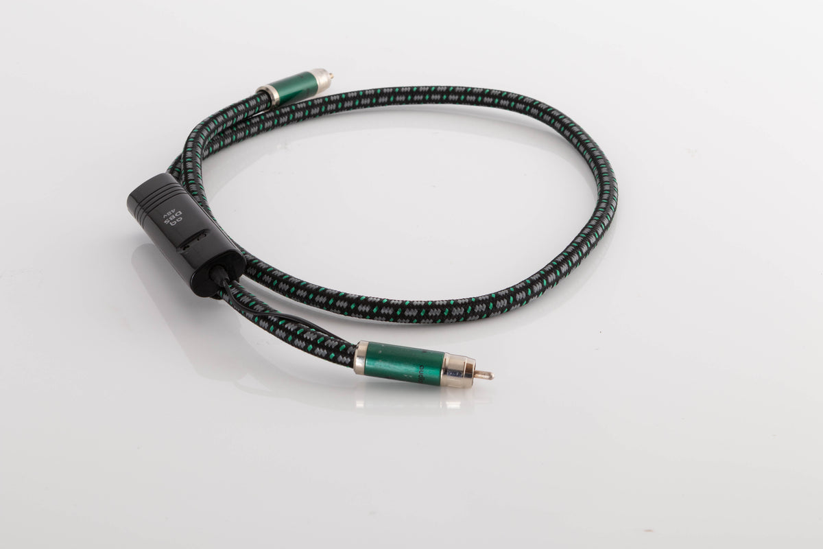 View of a used Audioquest Columbia RCA-RCA 1.0m Interconnect Cable