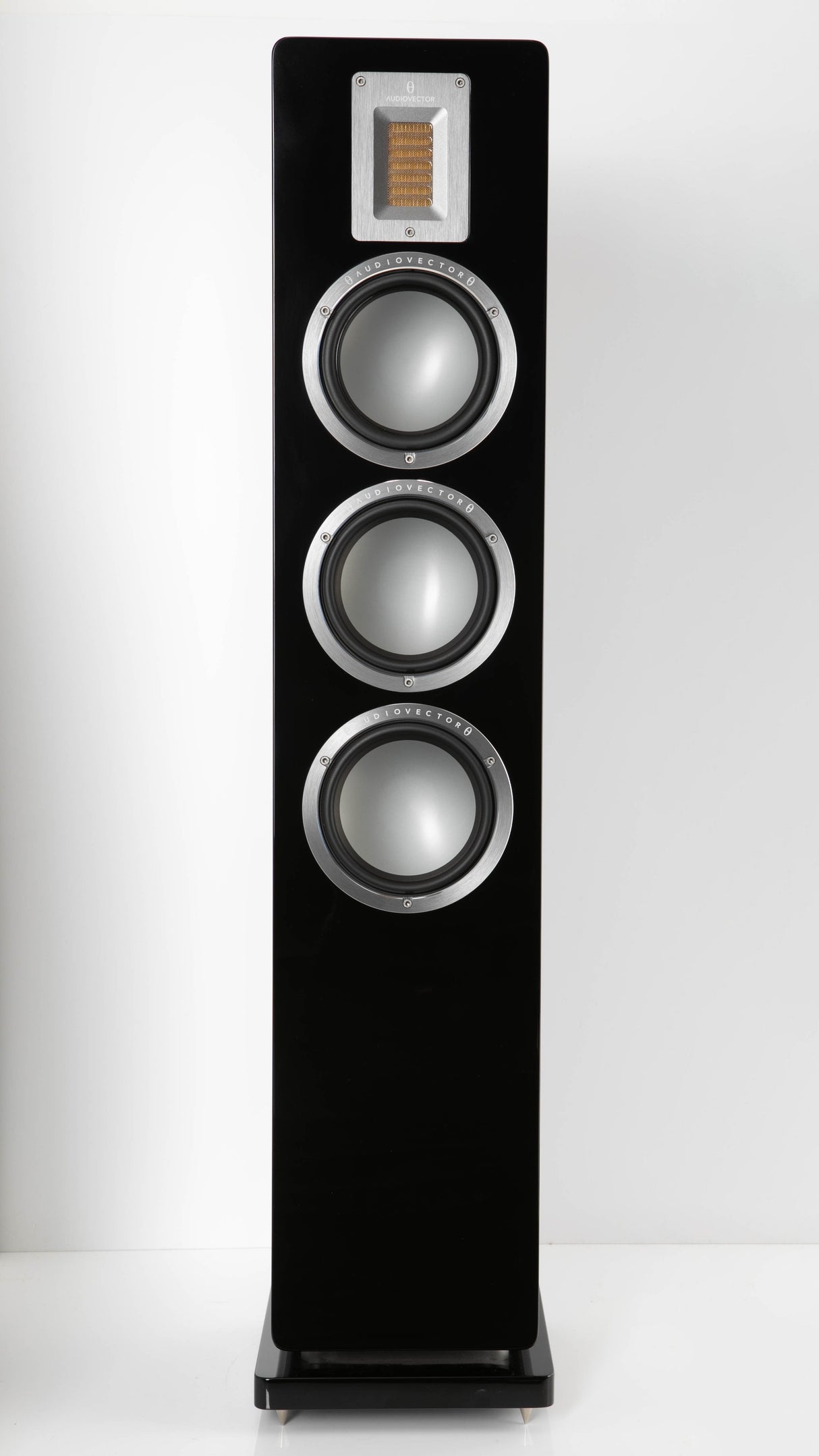 Front view of a used Audiovector QR5 Floorstanding Speaker in a Gloss Black finish
