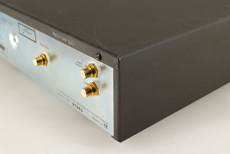 Rear left corner of a used AVI Laboratories S2000MC CD Player