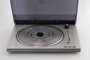 Front view of a used B&O Beogram RX2 Turntable