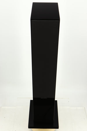 Top view of a used B&W 704 S2 Floorstanding Speakers in Gloss Black 