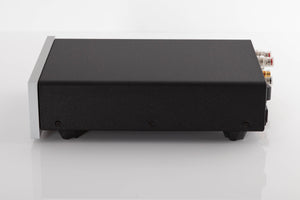 Side view of a used Bel Canto S300 Power Amplifier