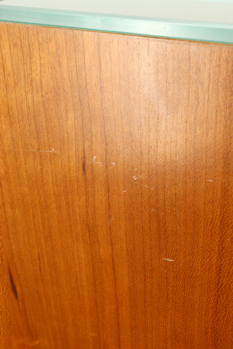 Close up of a used BLOK Hifi Stand Shelf 3 in a cherry finish showing some scratches
