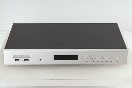 Front view of a used Bryston BDP-2 17" Digital Player