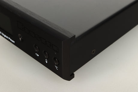 Front right corner view of a used Bryston BDP Pi Network Player
