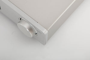 Front right corner of a used Cambridge Audio CXN V2 Streamer in a silver finish