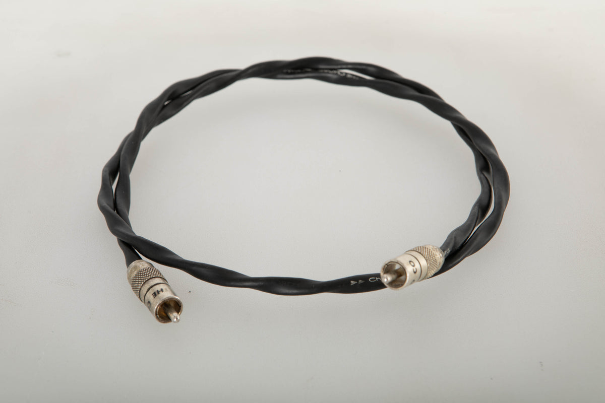 Side view of a used Chord Company Chorus 1.0m RCA-RCA Interconnect