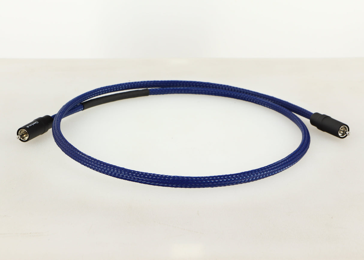 Front view of a used Chord Company Clearway Digital Tuned ARAY Interconnect Cable 1.0m