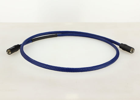 Front view of a used Chord Company Clearway Digital Tuned ARAY Interconnect Cable 1.0m