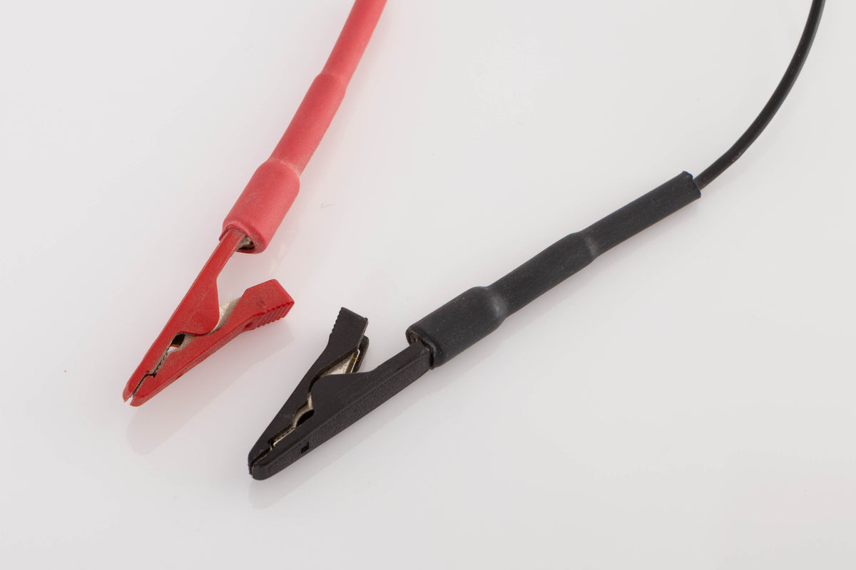 Close up of a used Chord Company Signature RCA-RCA 1.0m Interconnect Cable showing connectors