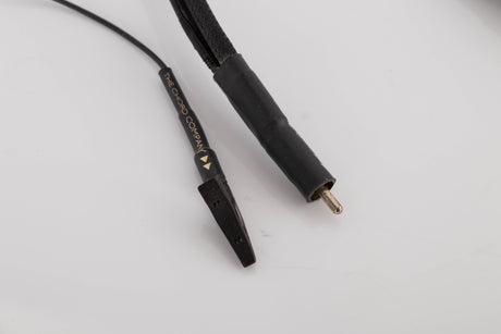 Close up view of a used Chord Company Signature 1.0m RCA-RCA Interconnect with Earth