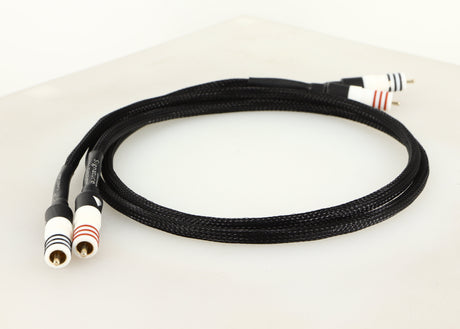 Front left angle of a used Chord Company Signature Tuned ARAY RCA-RCA Interconnect Cable 1.0m