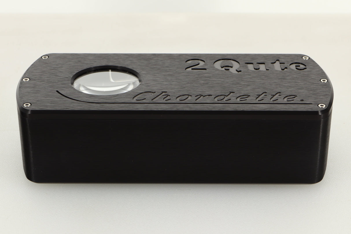 Front view of a used Chord Electronics 2Qute DAC in Black finish 
