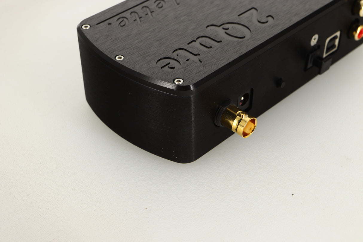 Rear left corner view of a used Chord Electronics 2Qute DAC in Black finish 