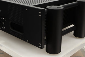Front right corner view of a used Chord Electronics CPM2800 MKII Integrated Amplifier in Jett Black finish