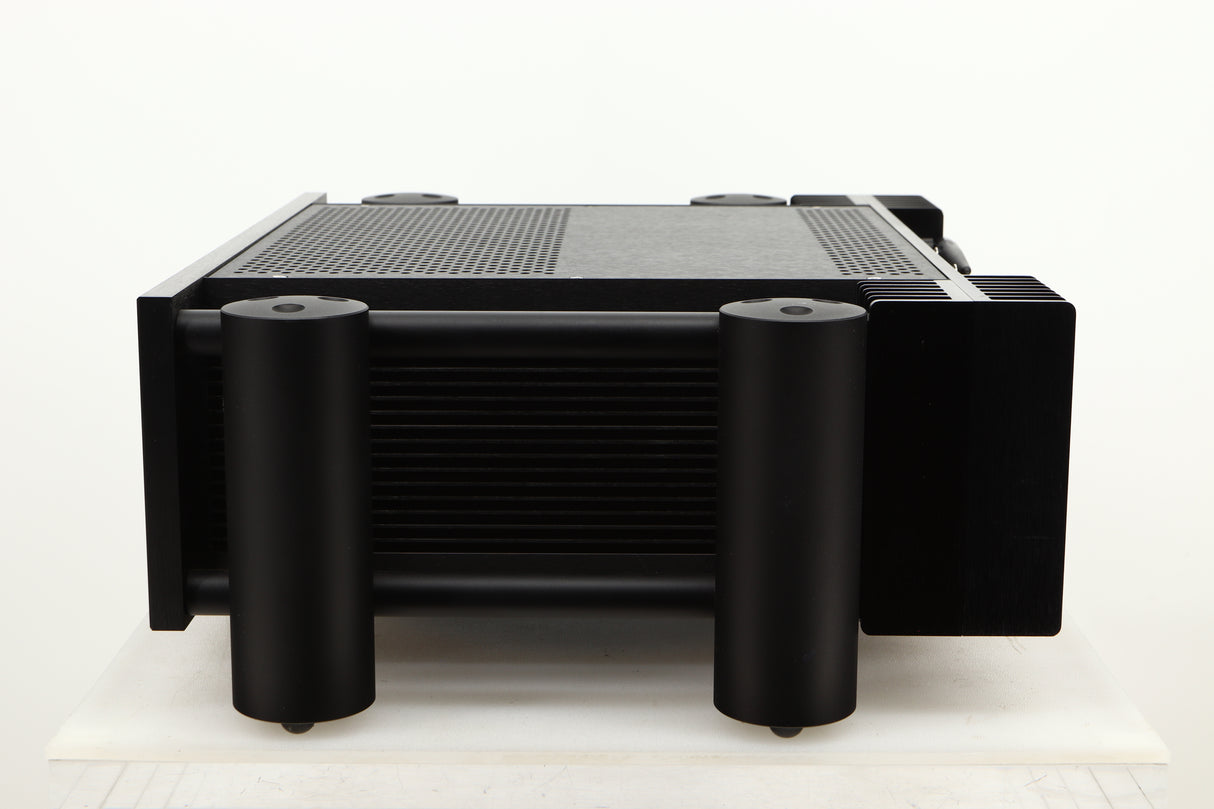 Side view of a used Chord Electronics CPM2800 MKII Integrated Amplifier in Jett Black finish