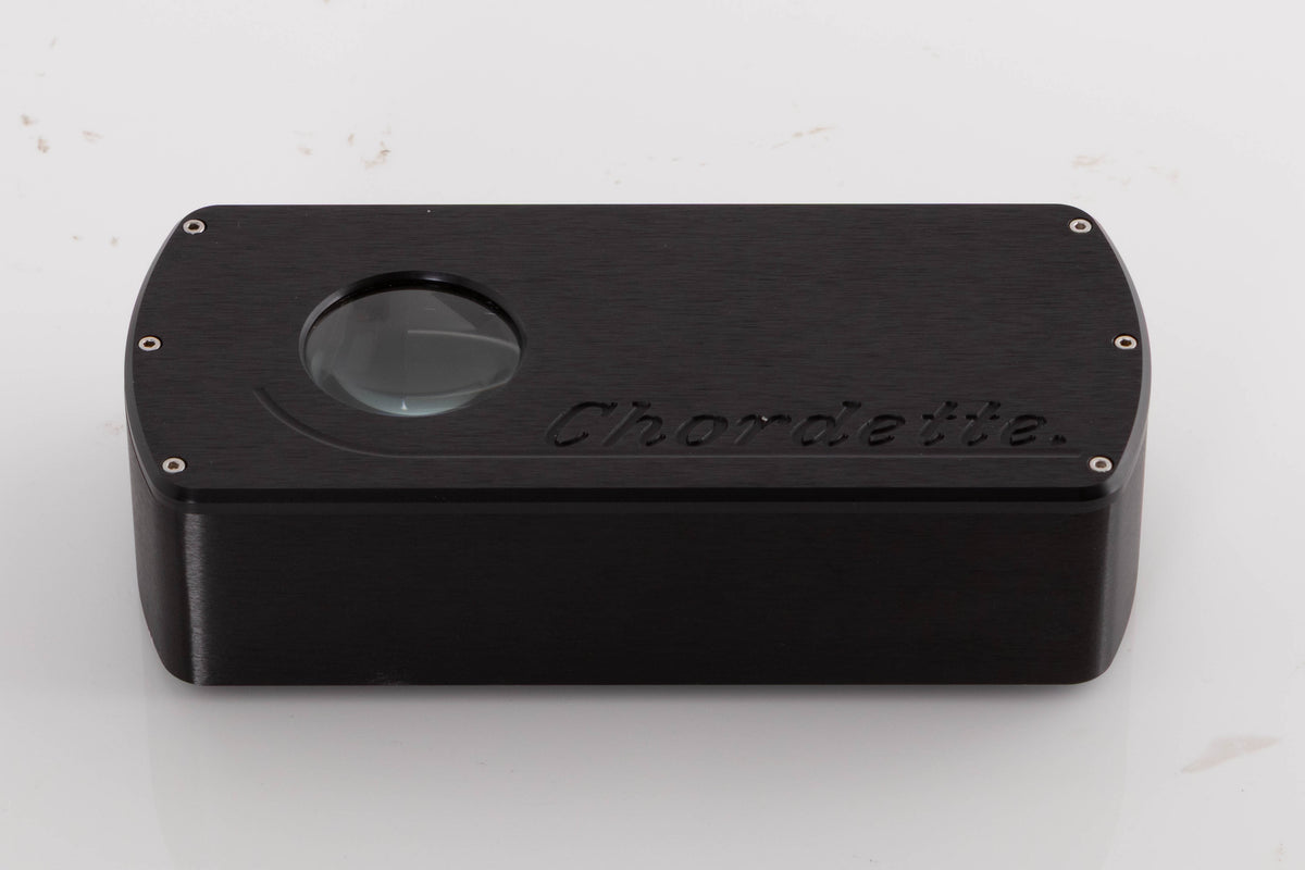 Top of a used Chord Electronics Qute HD Digital Analogue Converter in a Black finish