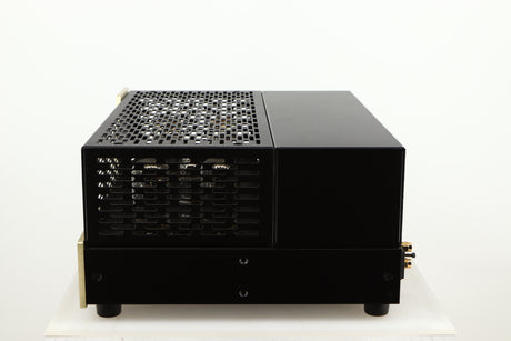Right side view of a used Conrad Johnson MV60SE Power Amplifier