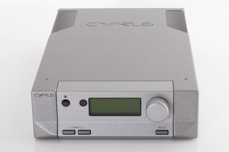 Front view of a used Cyrus DAC X Digital Analogue Converter in a Quartz Silver finish